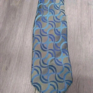 Pierre Cardin 100%  silk tie